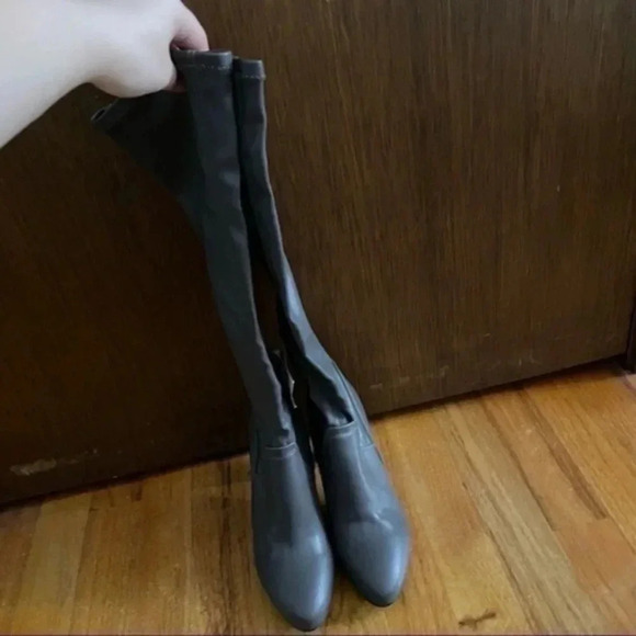 Franco Sarto gray heeled boots  5 NWOT - Picture 2 of 5